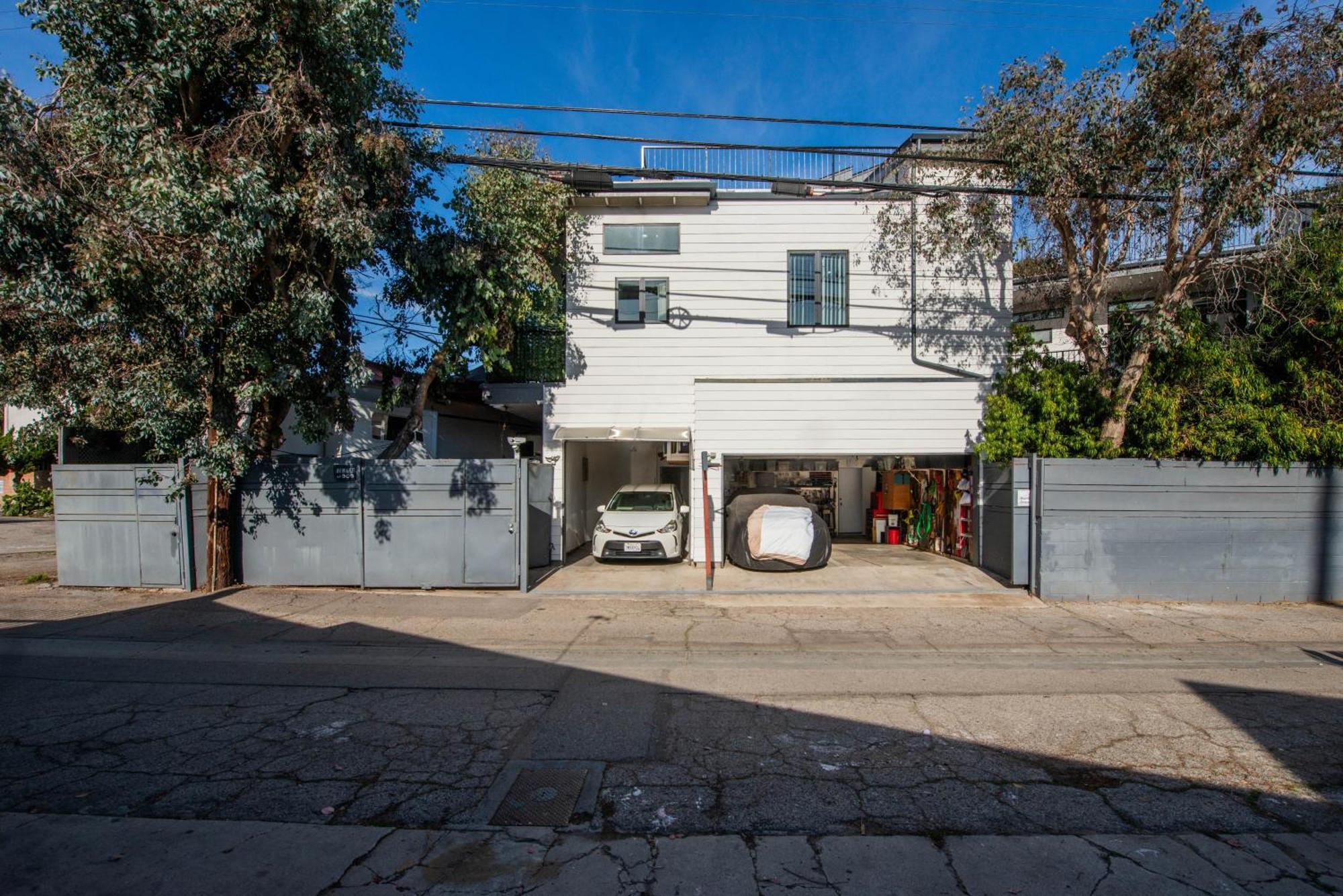 Ground Floor In Venice Near The Beach *